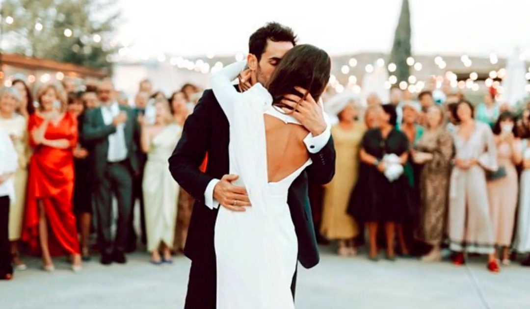 Celebrate love at Bodegas Manzanos Azagra!
